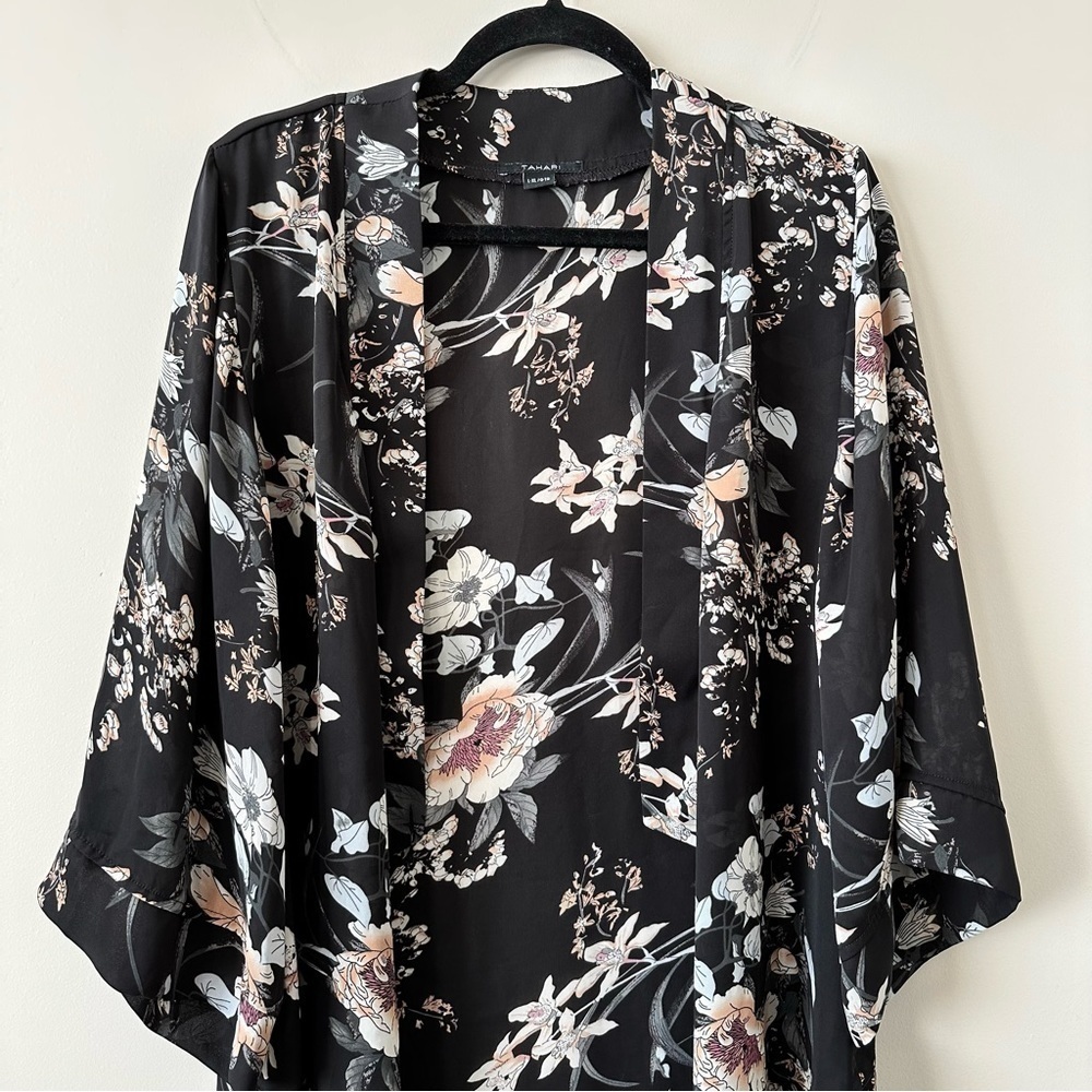 Tahari-dark Floral Open Summer Kimono (Size:L/XL) - Picture 9 of 11
